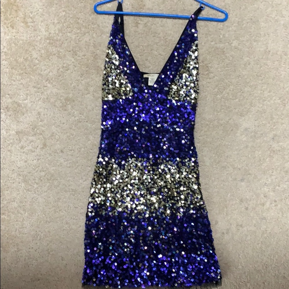 Sequence fitted dress